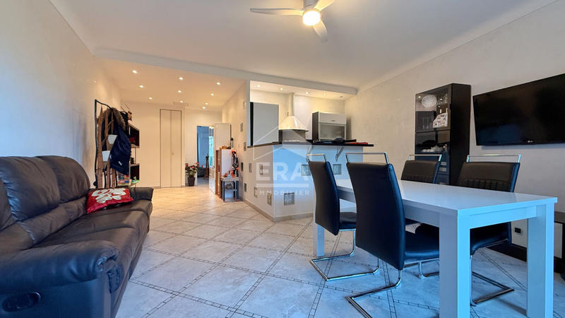 Appartement - 81 m² - 3 pièces