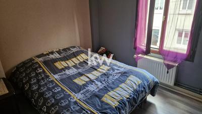 Maison - 96 m² - 6 pièces