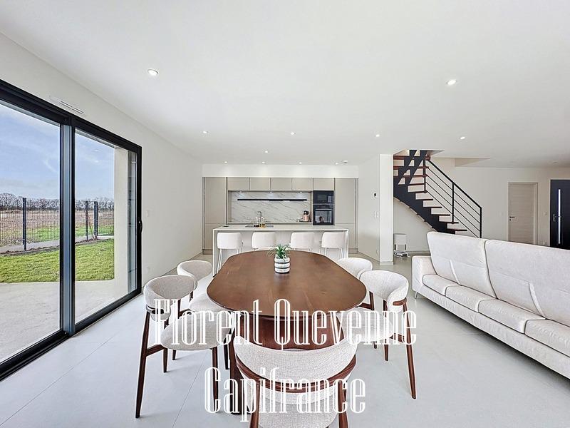 Maison - 147 m² - 6 pièces