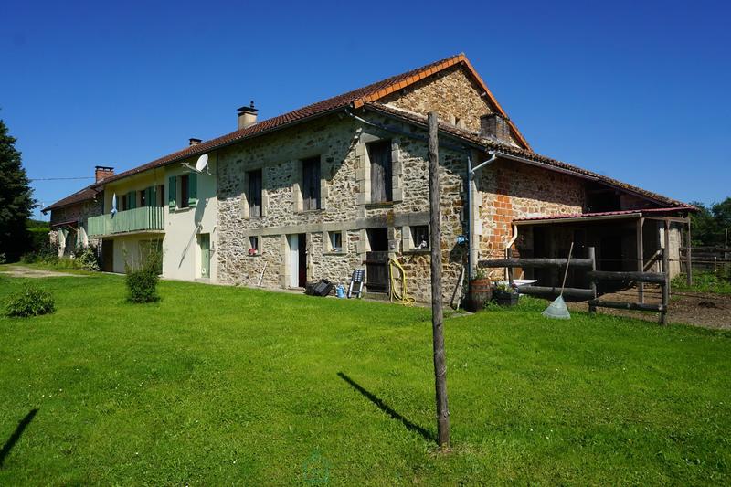 Corps de ferme - 215 m² - 7 pièces