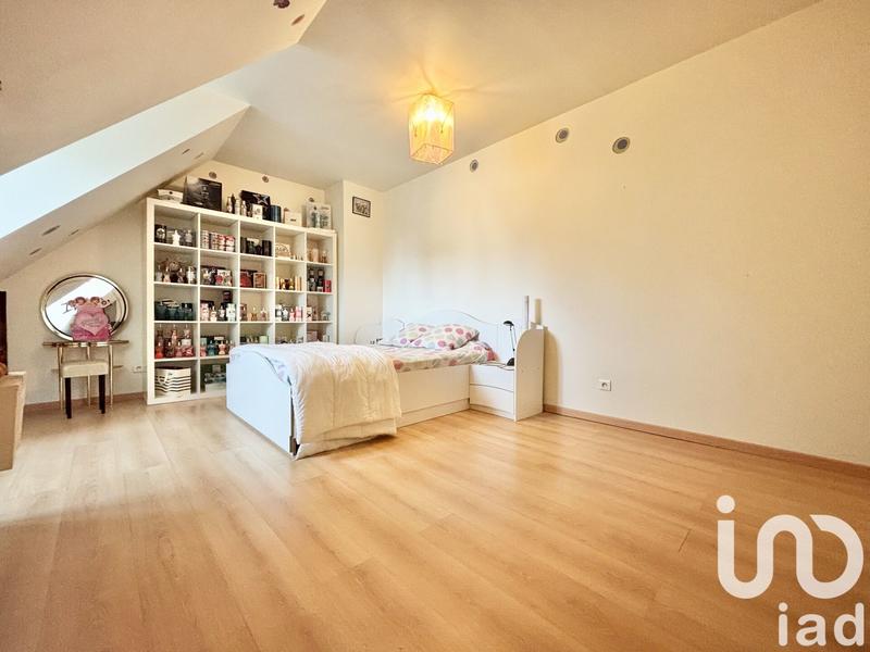 Maison - 138 m² - 7 pièces