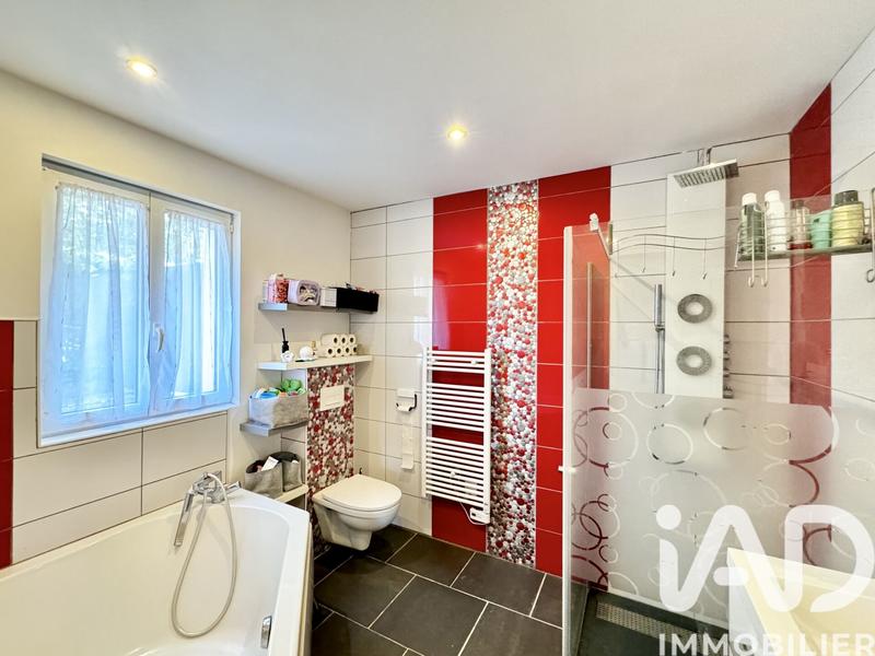 Maison - 130 m² - 6 pièces