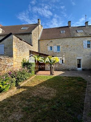 Maison - 198 m² - 9 pièces