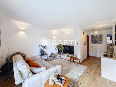 Appartement - 90 m² - 4 pièces