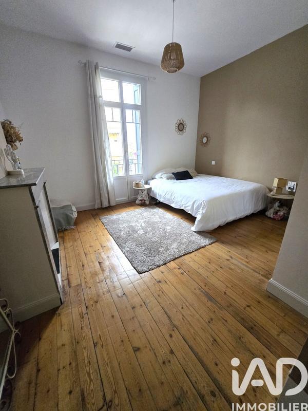 Maison - 215 m² - 8 pièces