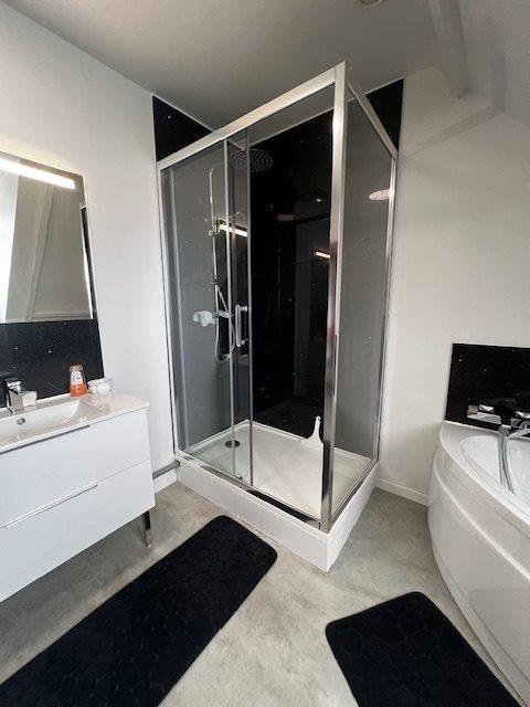 Maison - 100 m² - 6 pièces