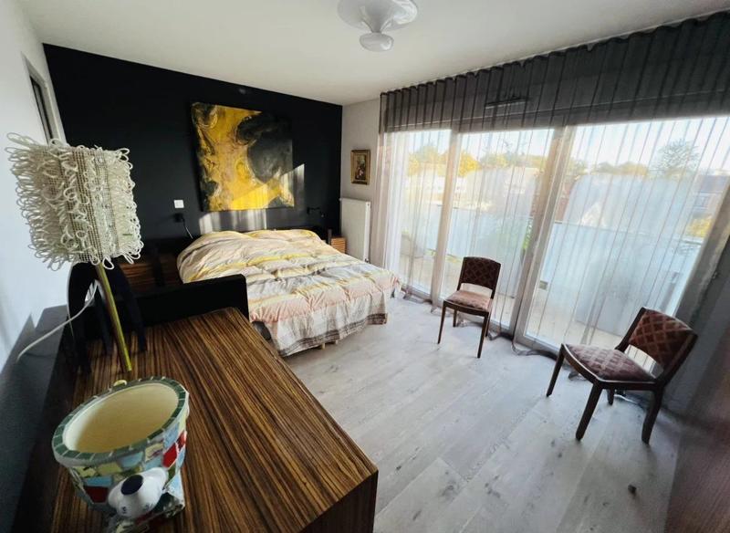 Appartement - 110 m² - 3 pièces