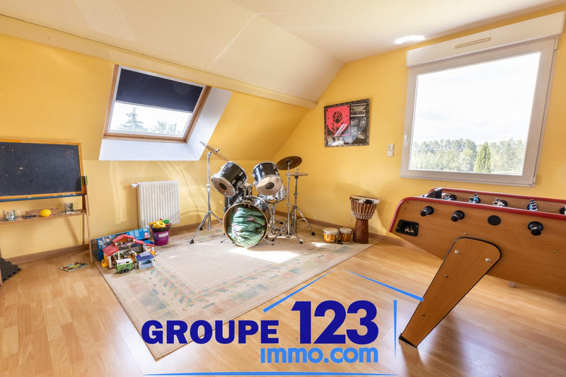 Maison - 286 m² - 7 pièces