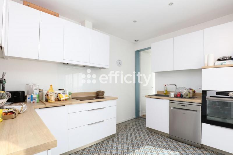 Maison - 188 m² - 8 pièces