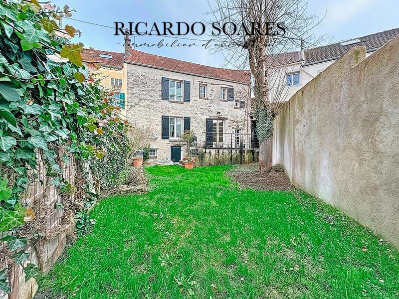 Maison - 108 m² - 5 pièces