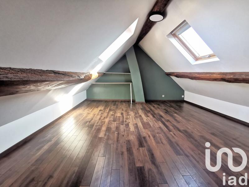 Maison - 177 m² - 8 pièces