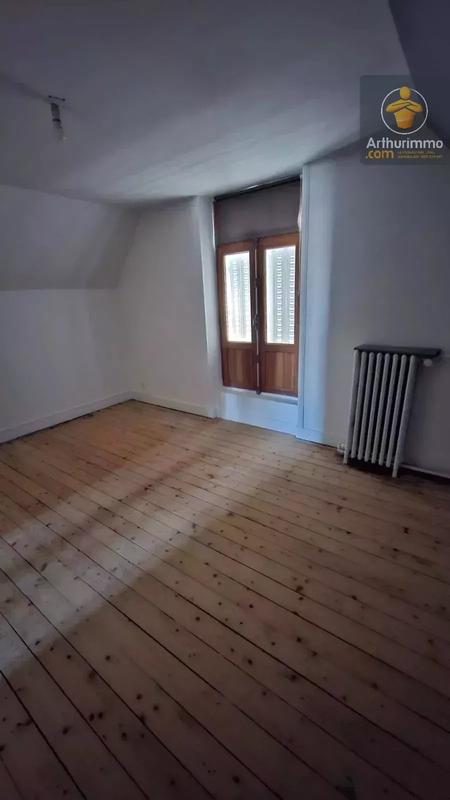 Maison - 149 m² - 7 pièces