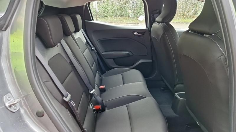 Renault Clio V Evolution Blue dCi 100