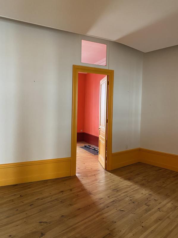 Appartement - 84 m² - 3 pièces