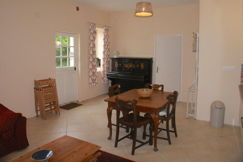 Maison en pierre - 305 m² - 7 pièces