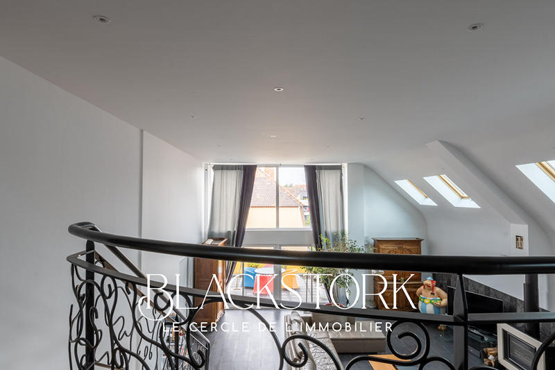 Appartement - 300 m² - 10 pièces