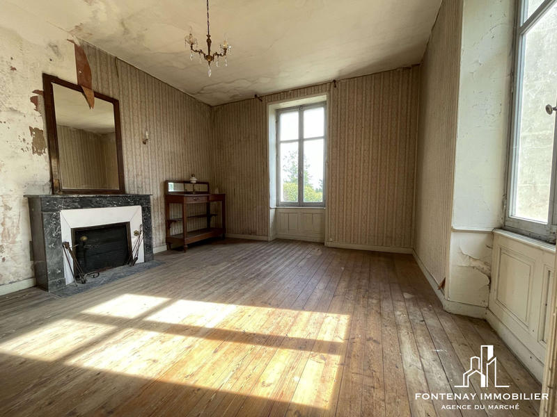 Maison - 346 m² - 11 pièces