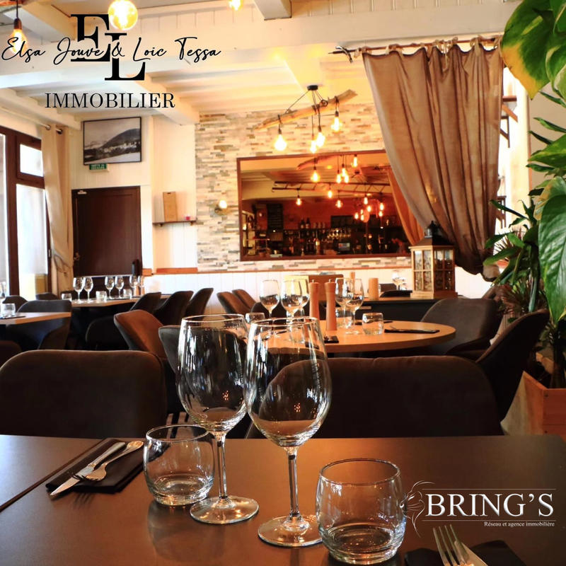 Local commercial - 75 m² - 2 pièces