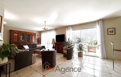 Maison - 143 m² - 4 pièces