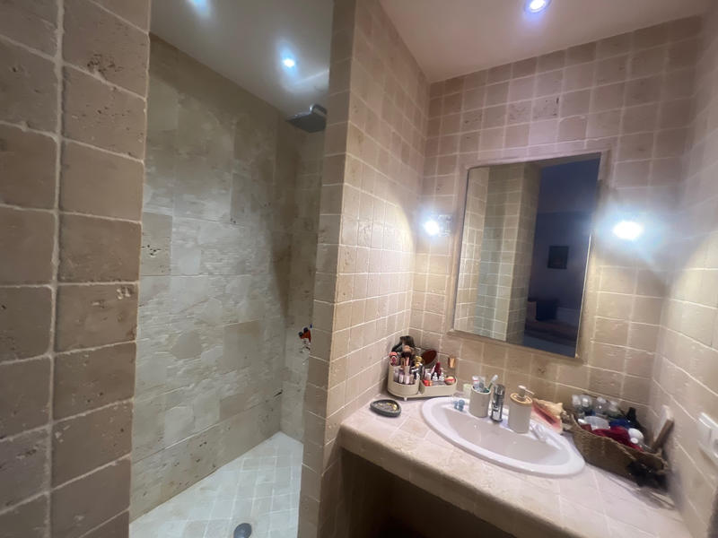 Villa - 220 m² - 8 pièces