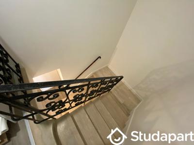 Chambre - 13 m² - 1 pièce