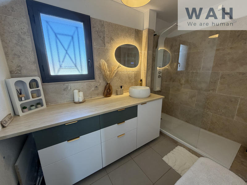 Maison - 85 m² - 4 pièces