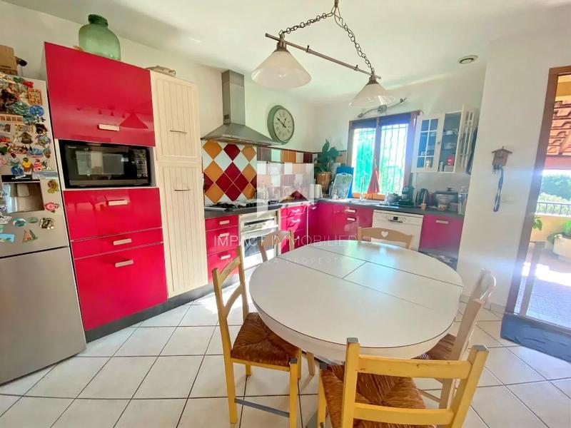 Maison - 84 m² - 4 pièces