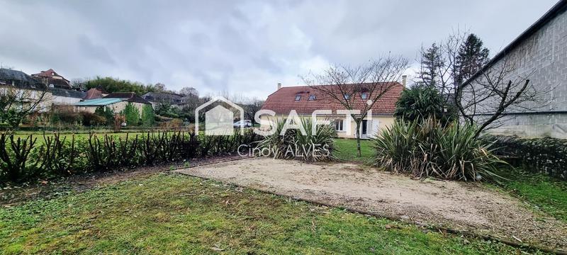 Maison - 180 m² - 8 pièces