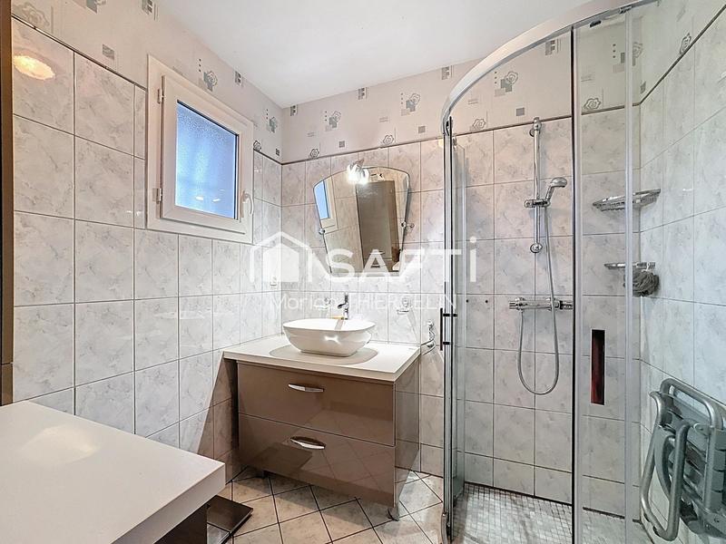 Maison - 80 m² - 4 pièces