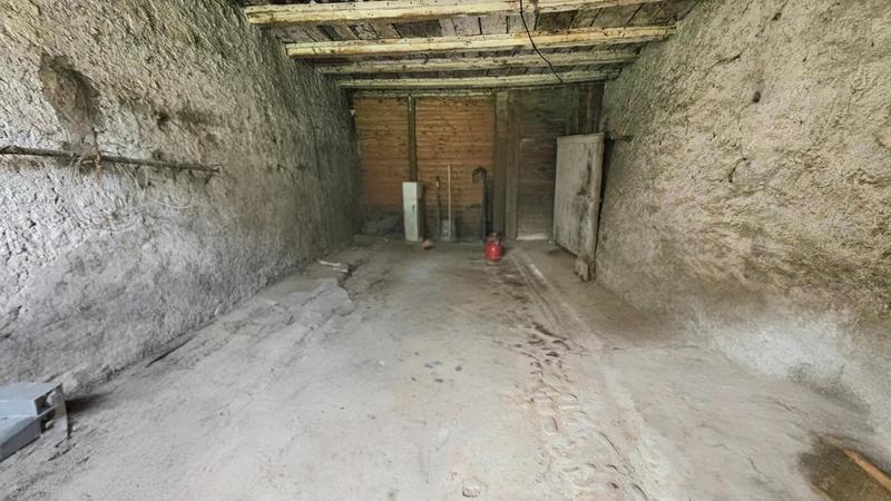 Maison - 100 m² - 2 pièces