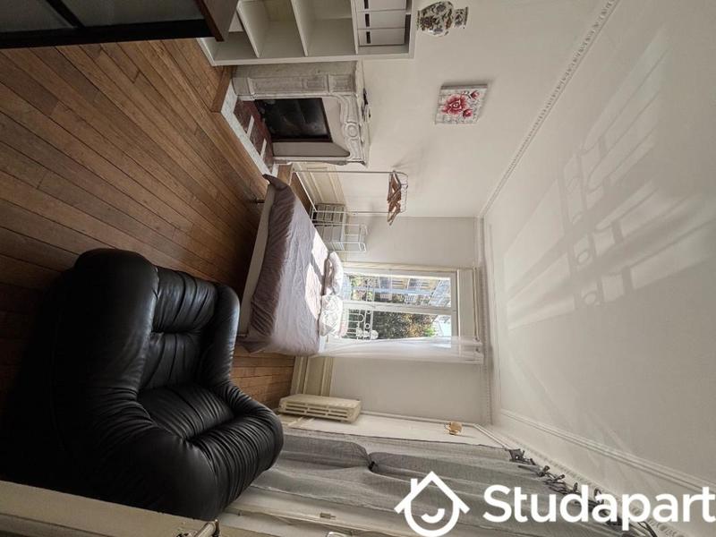 Chambre - 12 m² - 1 pièce