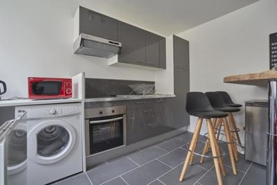 Maison - 91 m² - 5 pièces