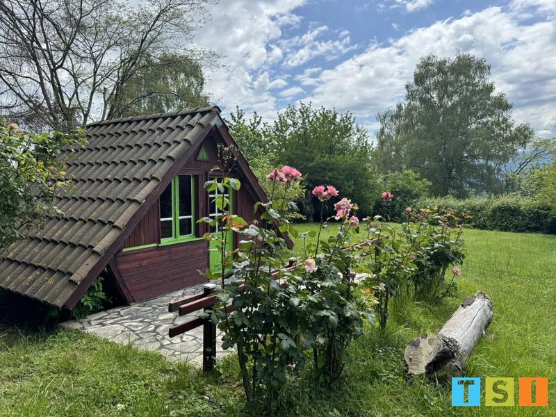 Maison - 365 m² - 7 pièces