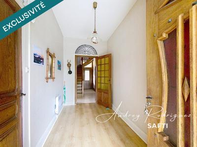 Maison - 183 m² - 6 pièces