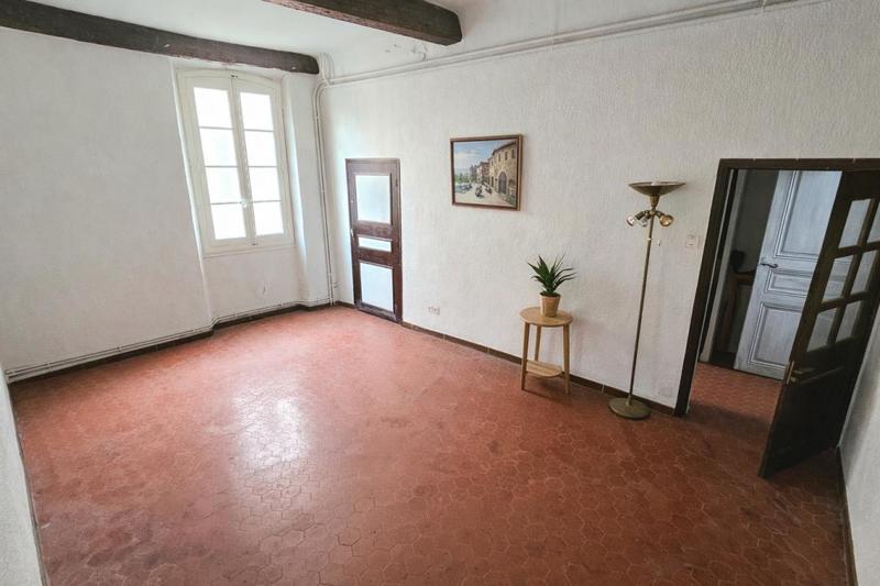 Propriété - 220 m² - 9 pièces