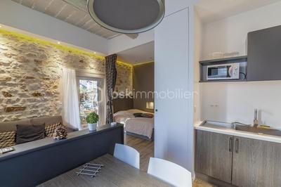 Maison en pierre - 151 m² - 7 pièces