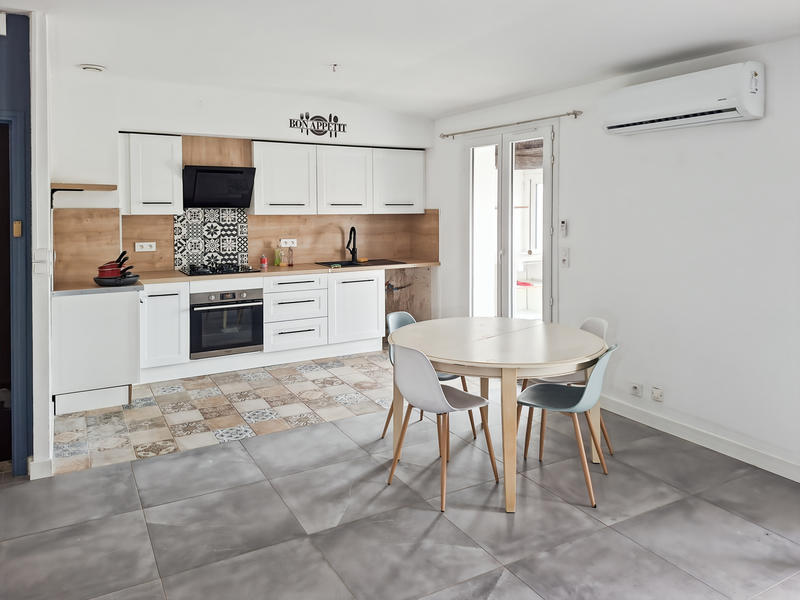 Immeuble - 143 m² - 6 pièces