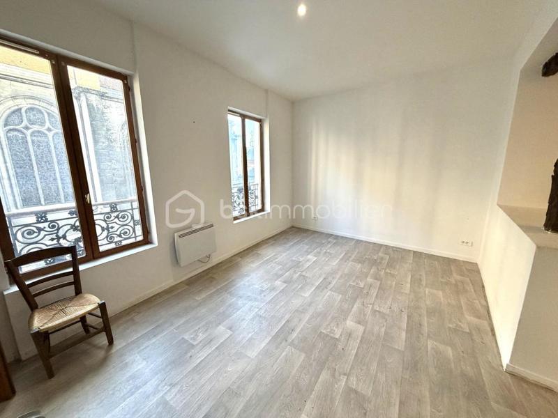 Immeuble - 205 m² - 10 pièces