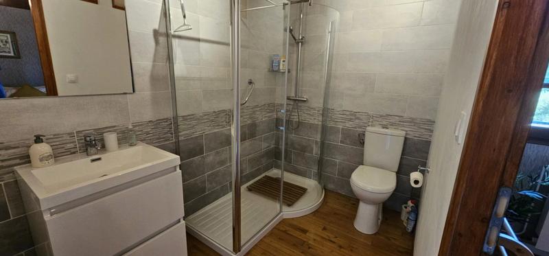 Maison - 212 m² - 9 pièces