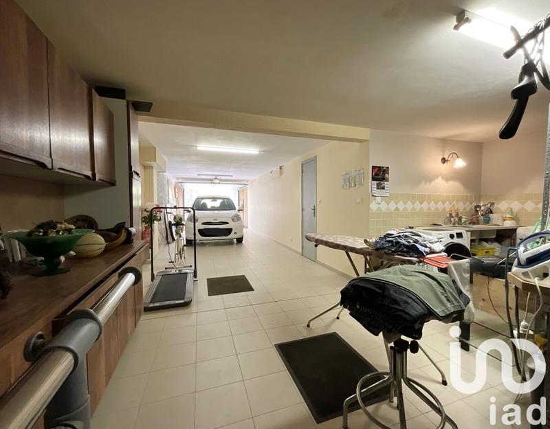 Maison - 205 m² - 5 pièces