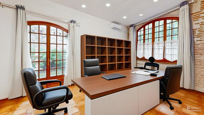 Maison - 236 m² - 9 pièces