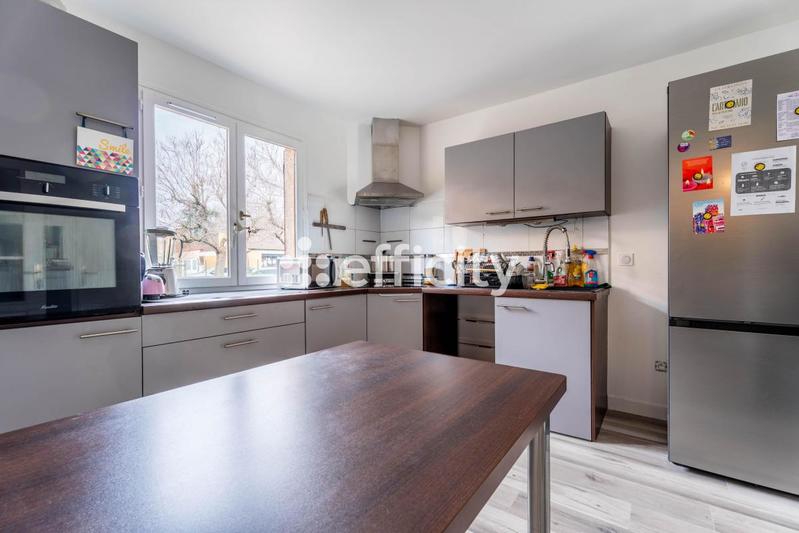 Maison - 147 m² - 7 pièces