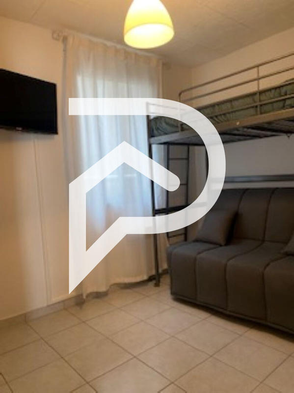 Immeuble - 11 pièces