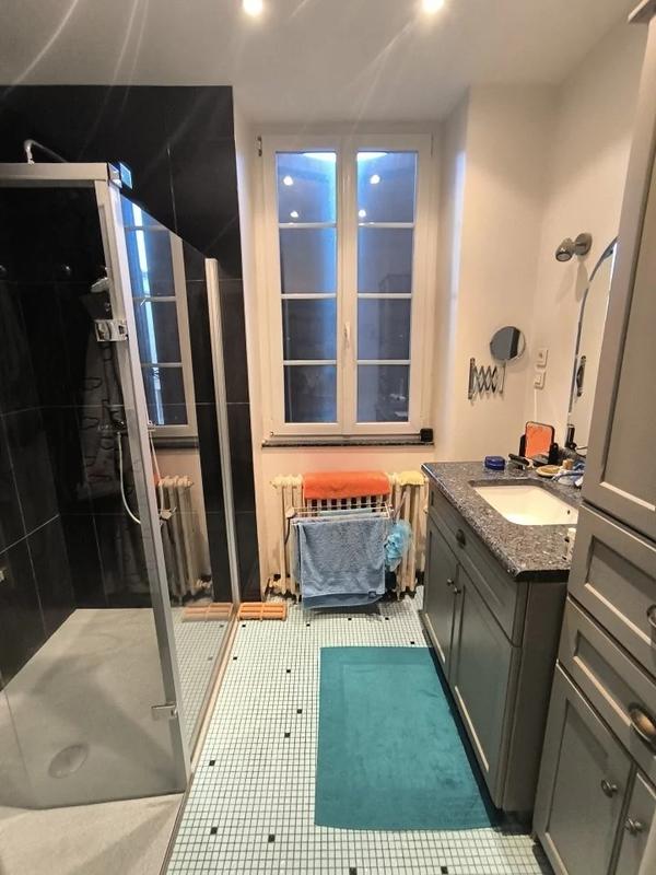 Immeuble - 102 m² - 3 pièces