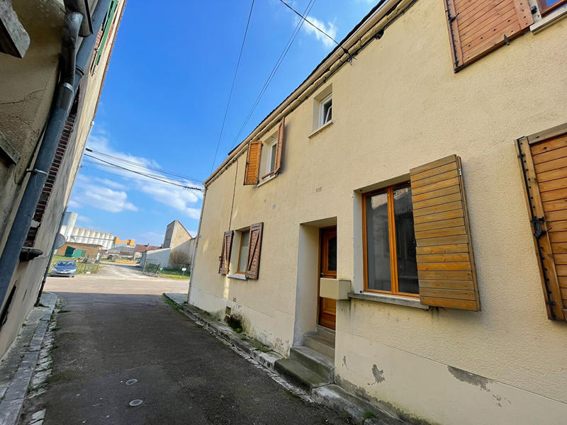 Maison de village - 70 m² - 3 pièces