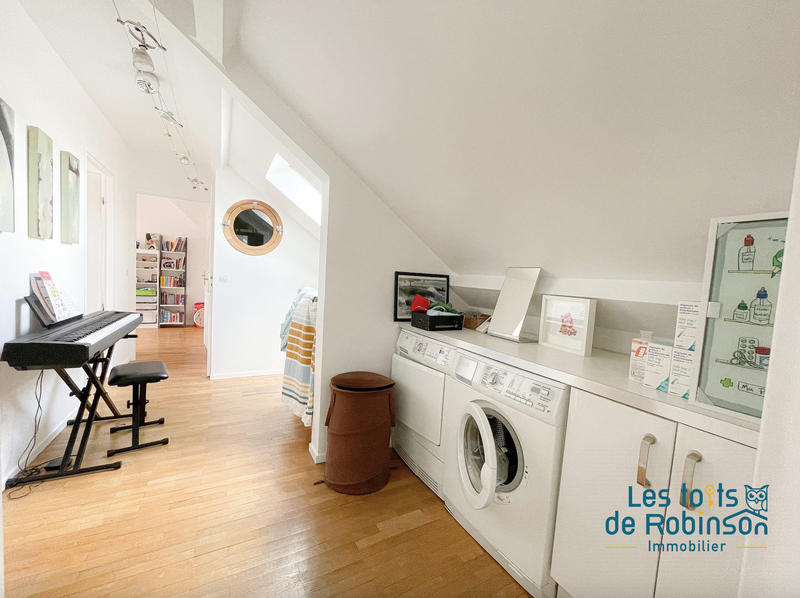 Appartement - 135 m² - 6 pièces