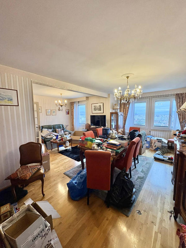 Appartement - 96 m² - 4 pièces