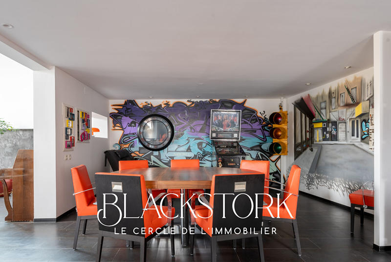 Appartement - 300 m² - 10 pièces