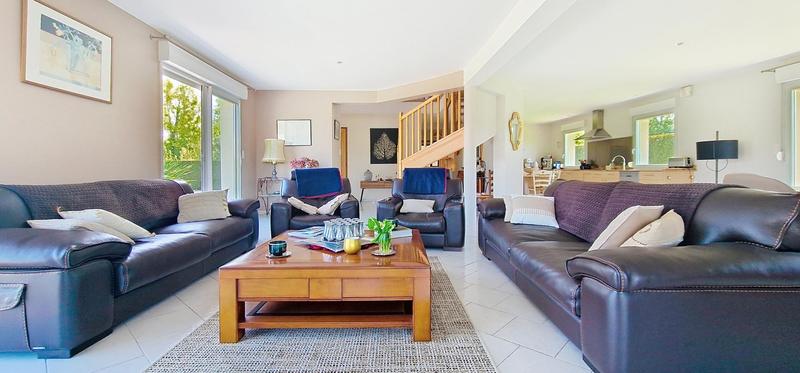 Maison - 270 m² - 7 pièces