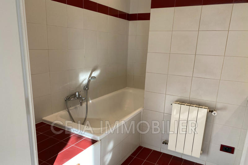 Appartement - 129 m² - 6 pièces